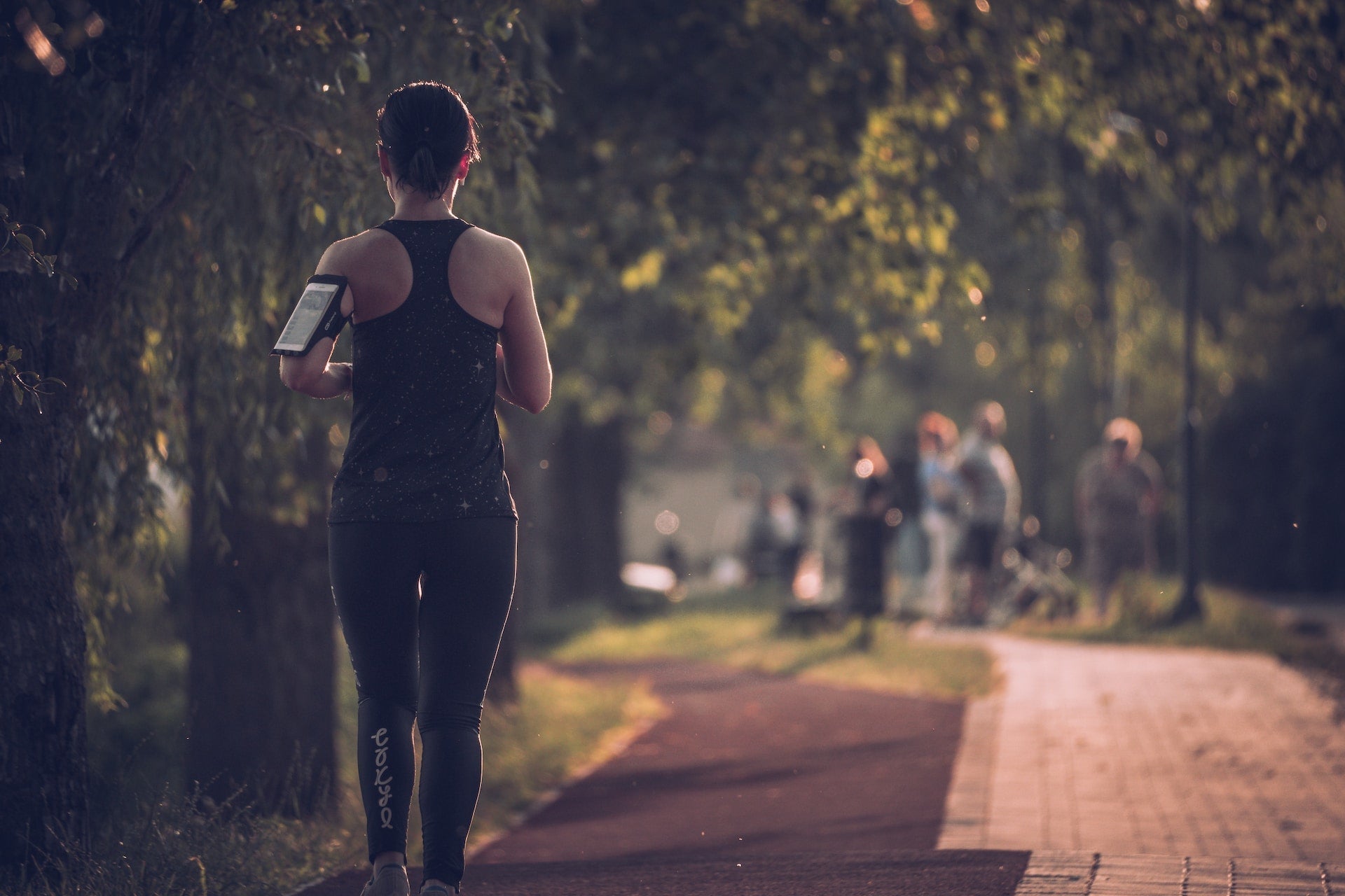 Running Tips, Gear, and Support for Female Runners