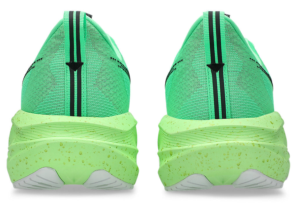 Men's Novablast 5- Vital Green/ Black