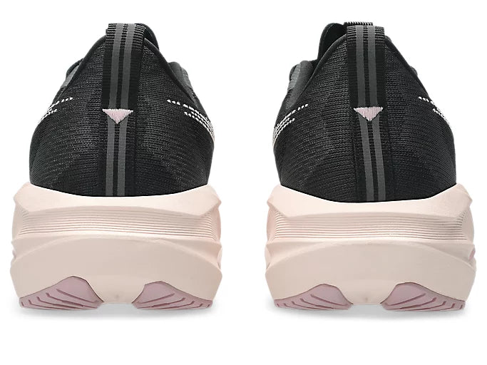 Women's Novablast 5 Black/Pearl Pink