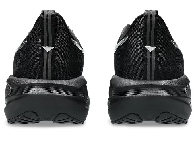 Women's Novablast 5 Platinum - Platinum/ Black