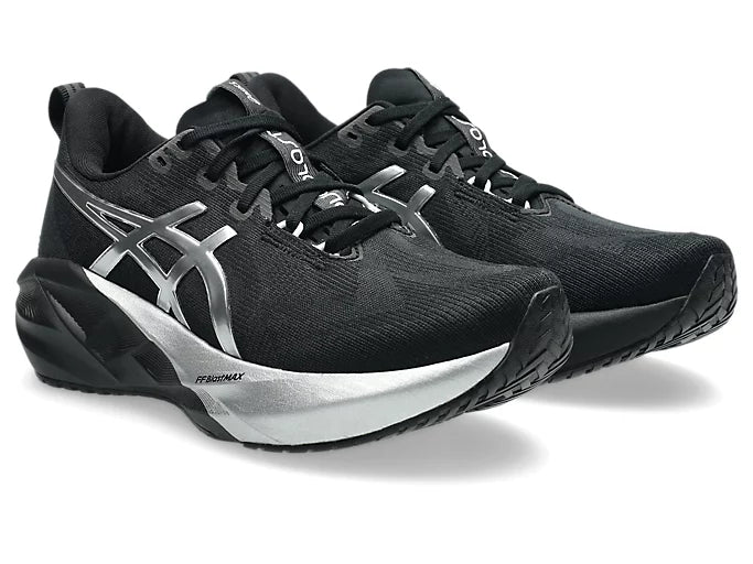 Women's Novablast 5 Platinum - Platinum/ Black