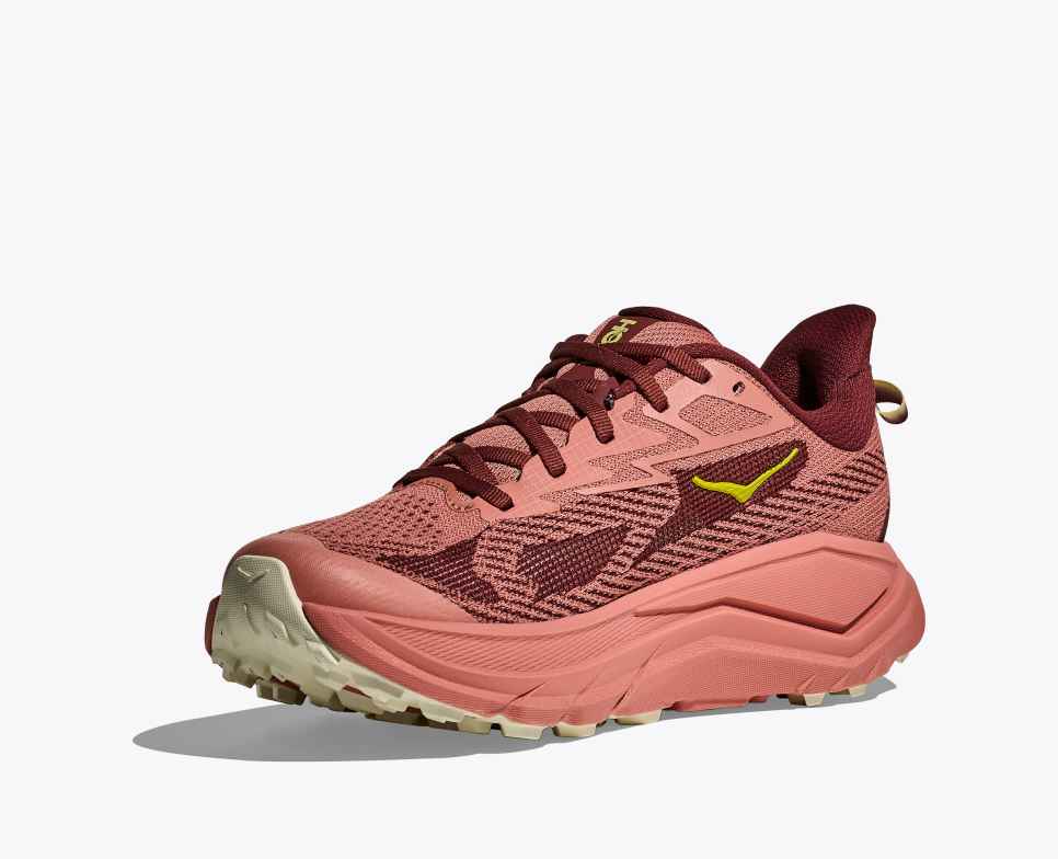 WOMEN&#39;S HOKA CHALLENGER 8