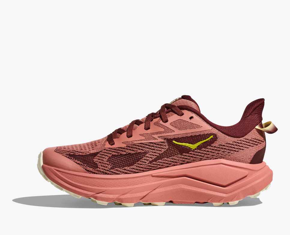 WOMEN&#39;S HOKA CHALLENGER 8