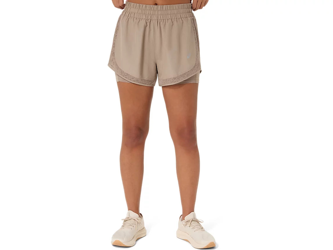 Women's NAGINO RUN 2-N-1 SHORT - GREIGE