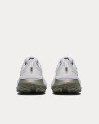 Men&#39;s Guide 18