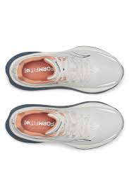 Men’s Hurricane 24