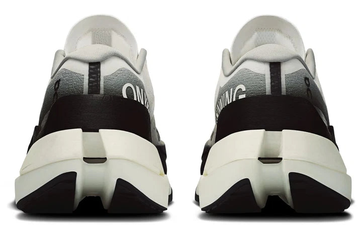 Women's Cloudboom Max - White | Black