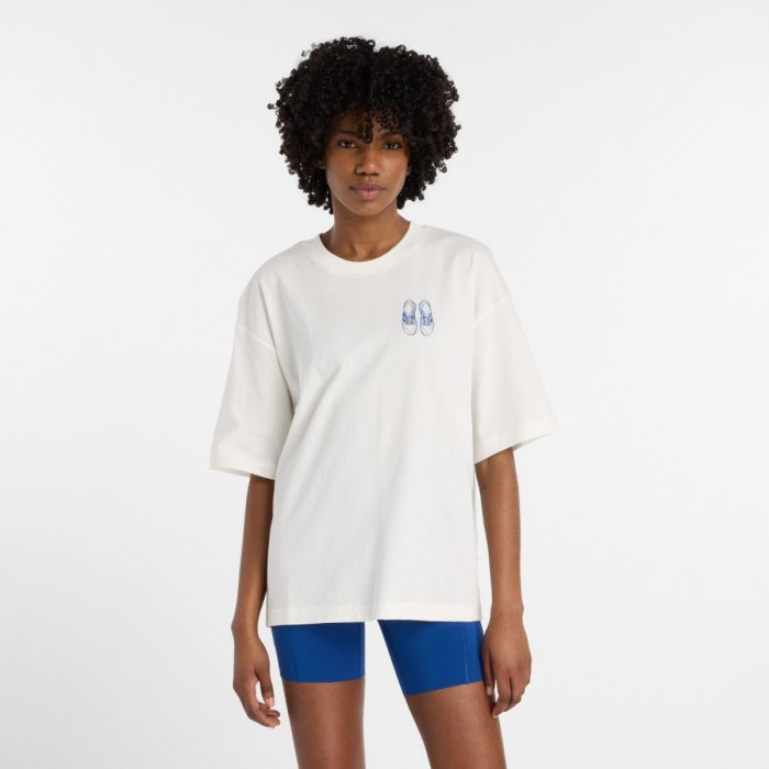 NEW BALANCE OUTFIT LAYOUT TEE - Sea Salt